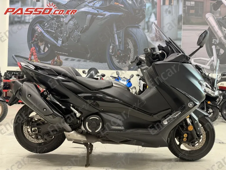 YAMAHA T MAX 560 - фото 0