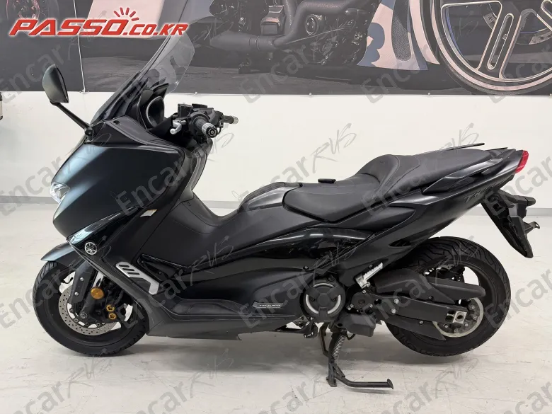 YAMAHA T MAX 560 - фото 1