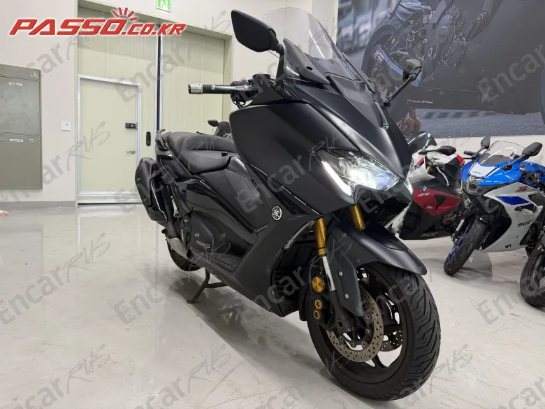 YAMAHA T MAX 560 - фото 5