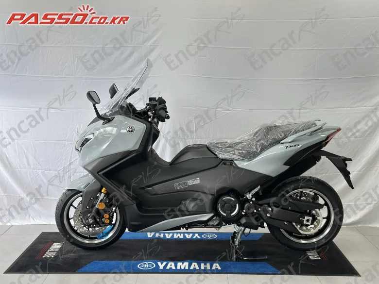 YAMAHA T MAX 560 - фото 1