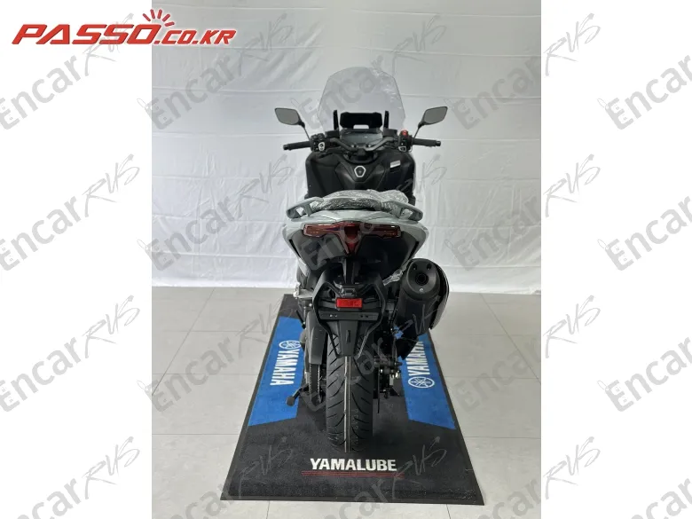 YAMAHA T MAX 560 - фото 2
