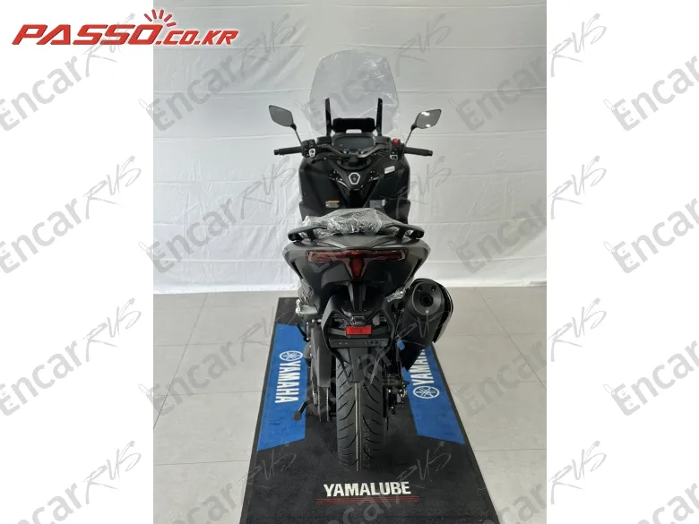 YAMAHA T MAX 560 - фото 2
