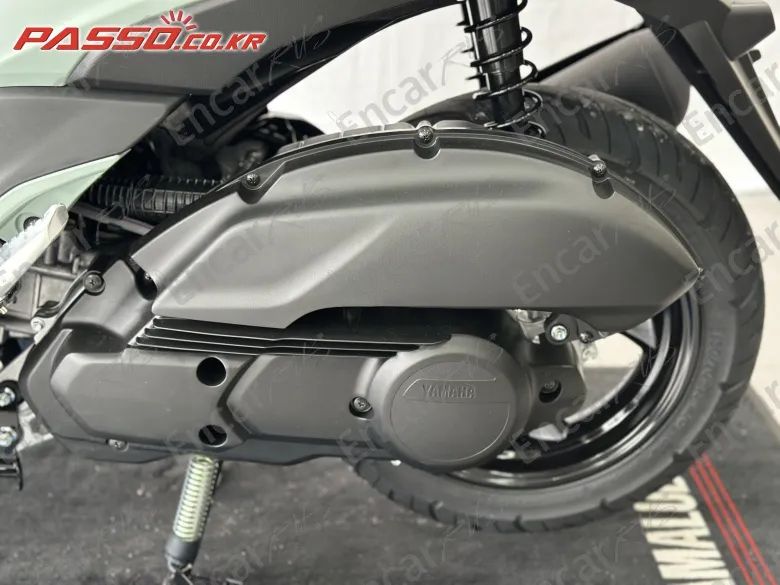 YAMAHA TRICITY 125 - фото 4