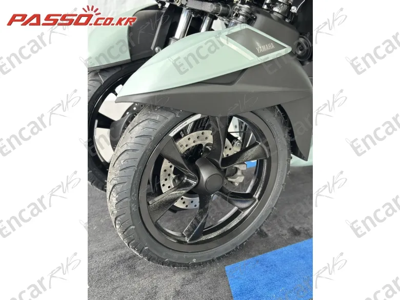 YAMAHA TRICITY 125 - фото 5