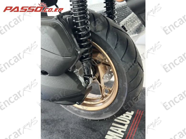 Yamaha X Max 300 Abs - фото 5