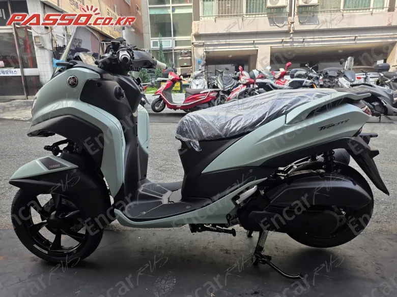 YAMAHA TRICITY 125 - фото 1