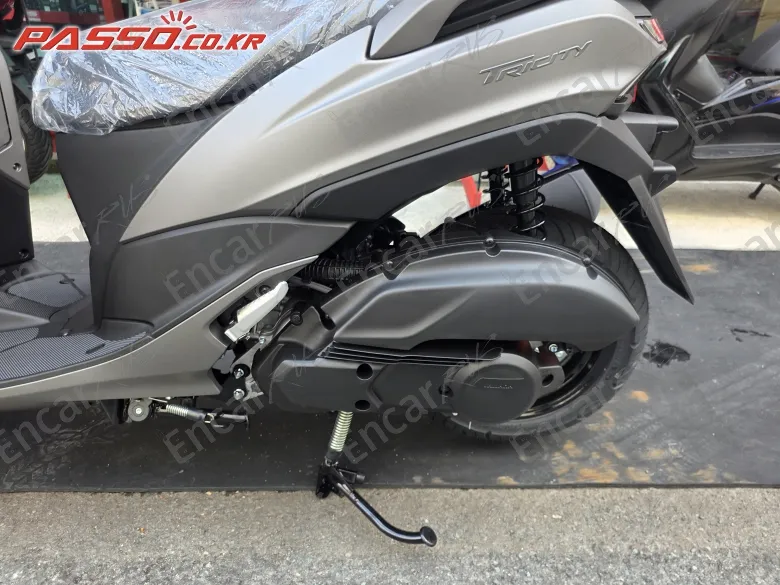 YAMAHA TRICITY 125 - фото 4