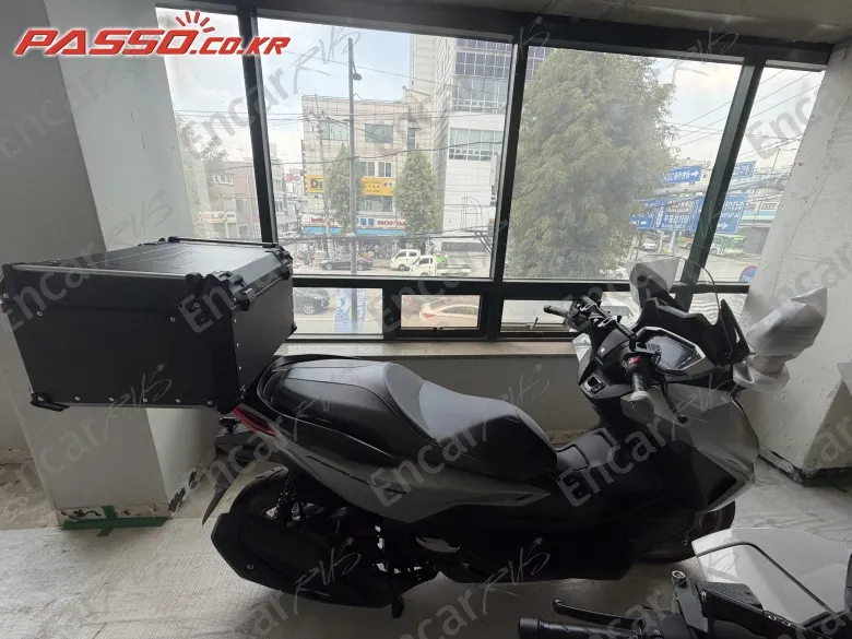 Honda Forza 350 - фото 0