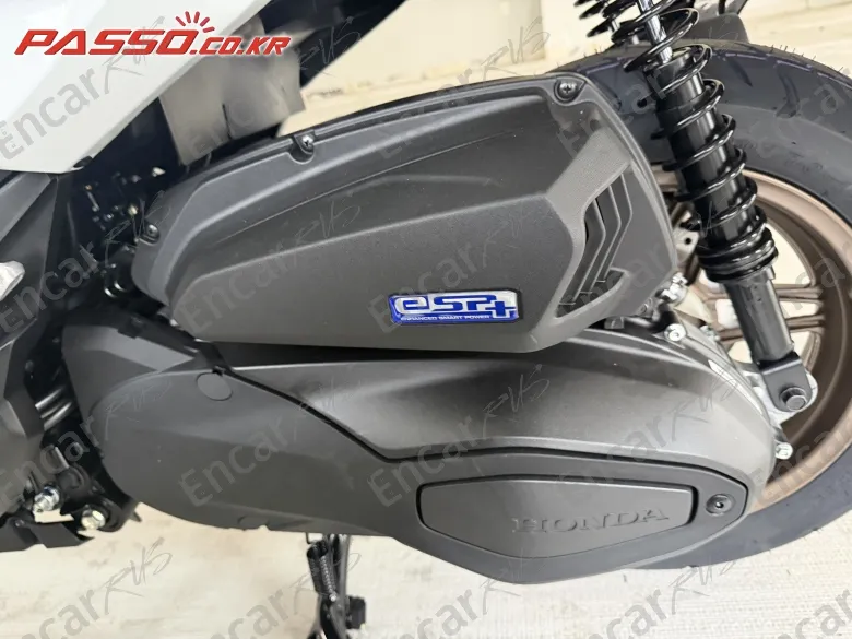 Honda Forza 350 - фото 4