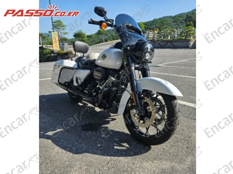 Harley-Davidson Road King Special - фото 4