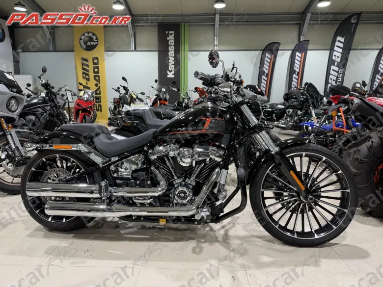 Harley-Davidson Breakout 117 - фото 0