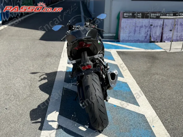 Kawasaki Zx 6 R - фото 2