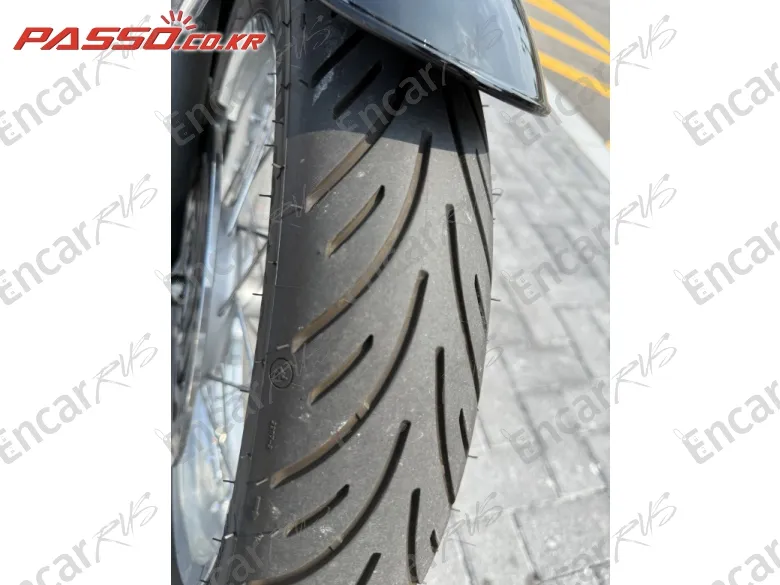 Triumph Bonneville T120 - фото 5
