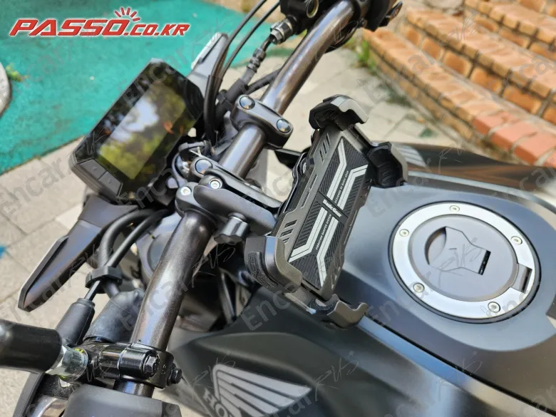 HONDA CB 300 R - фото 3