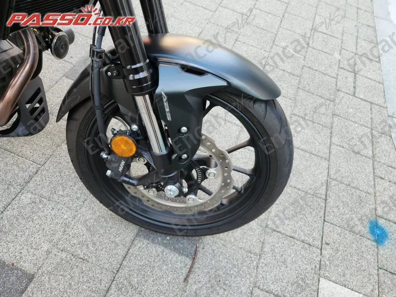 HONDA CB 300 R - фото 5