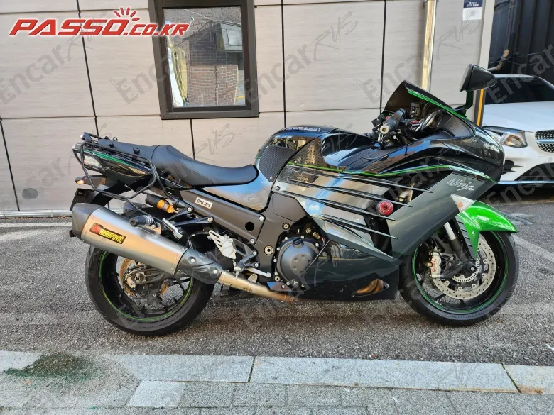 KAWASAKI ZZR 1400 - фото 0