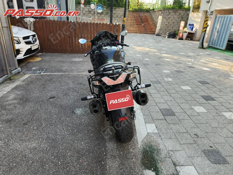 KAWASAKI ZZR 1400 - фото 2