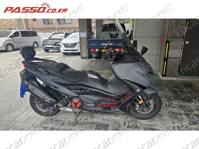 YAMAHA T MAX 560 - фото 0