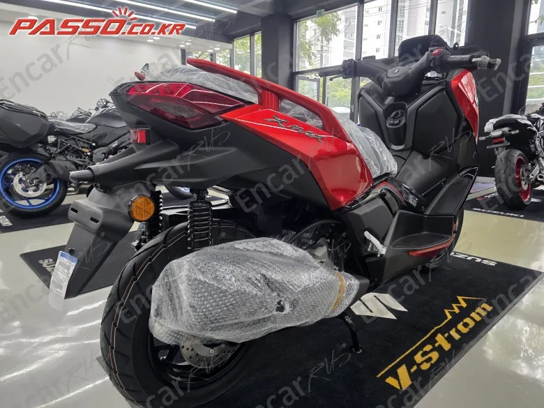 Yamaha X Max 300 Abs - фото 3