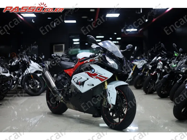 BMW S 1000 RR - фото 0