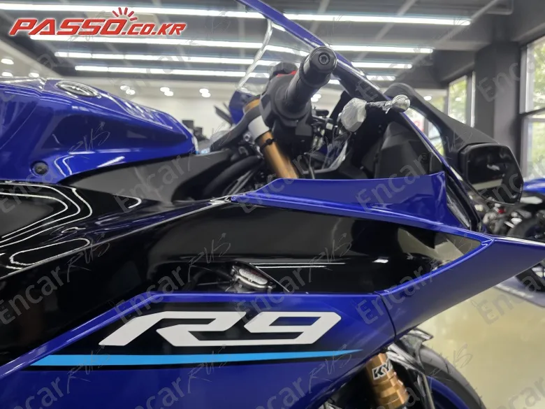 Yamaha Yzf R1 - фото 4