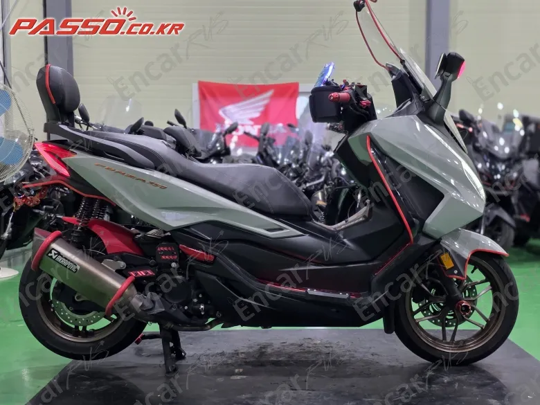 Honda Forza 350 - фото 0