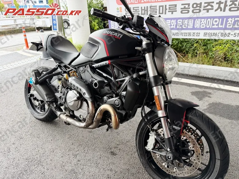 DUCATI MONSTER 821 STEALTH - фото 0