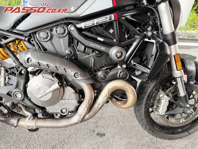 DUCATI MONSTER 821 STEALTH - фото 4