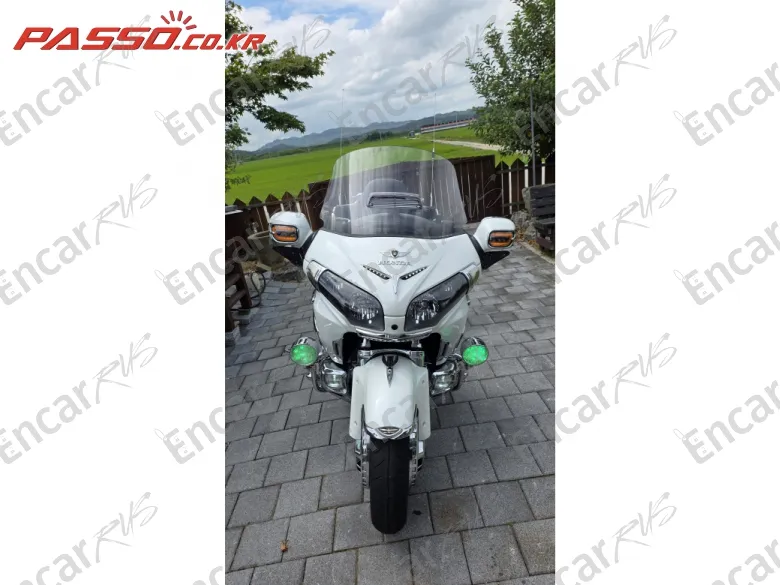 Honda Goldwing 1800 - фото 1