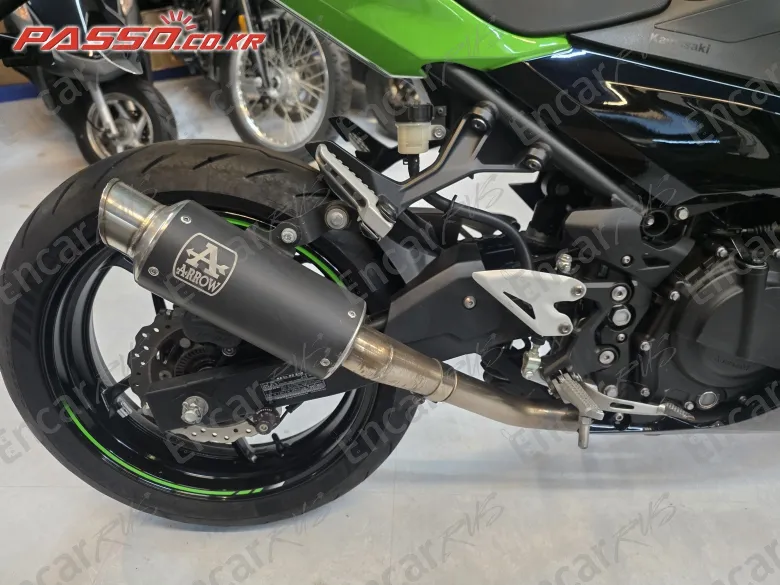 Kawasaki Ninja 400 ABS - фото 4