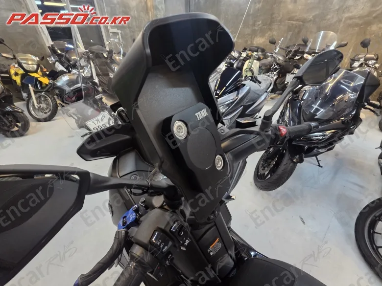 Yamaha X Max 300 Abs - фото 3