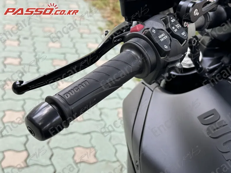DUCATI DIAVEL 1260 - фото 3