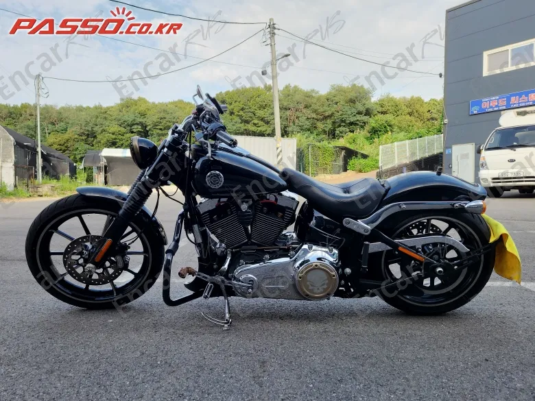 Harley-Davidson Breakout - фото 5