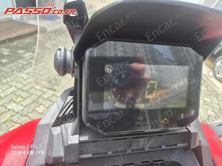 Honda Adv 350 - фото 6
