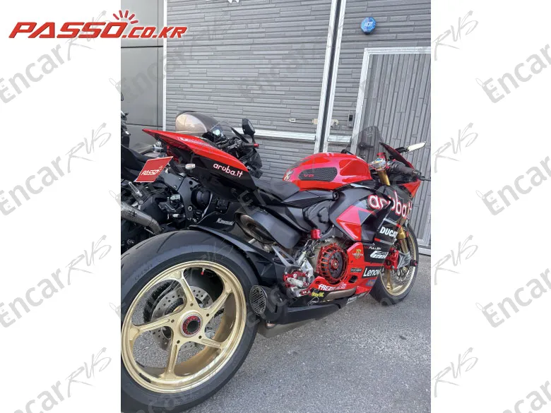 Ducati Panigale V2 - фото 2