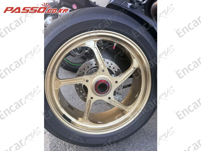 Ducati Panigale V2 - фото 5
