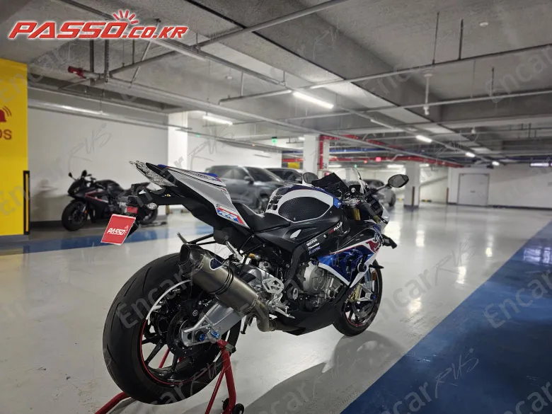 BMW S 1000 RR - фото 0