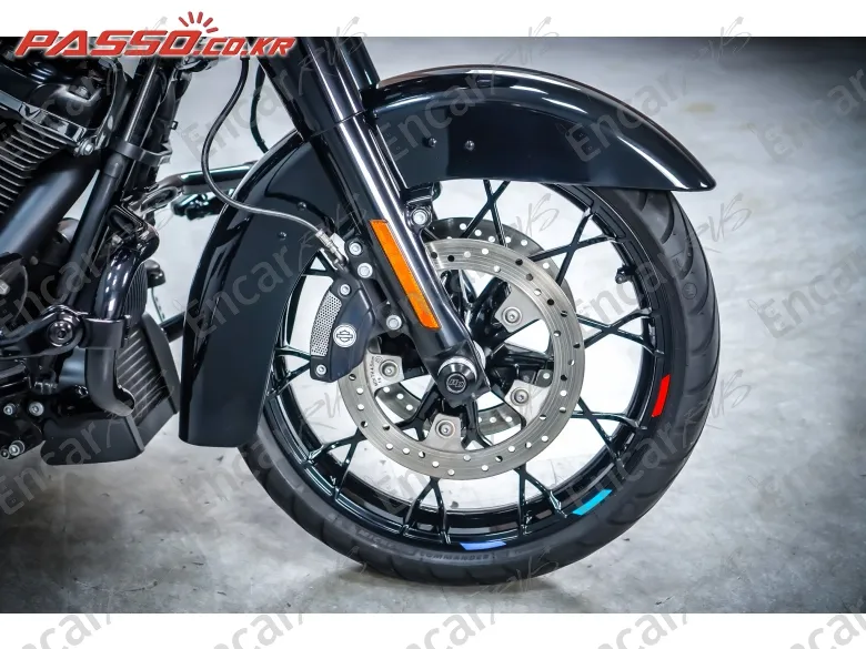 Harley-Davidson Road Glide Special - фото 5