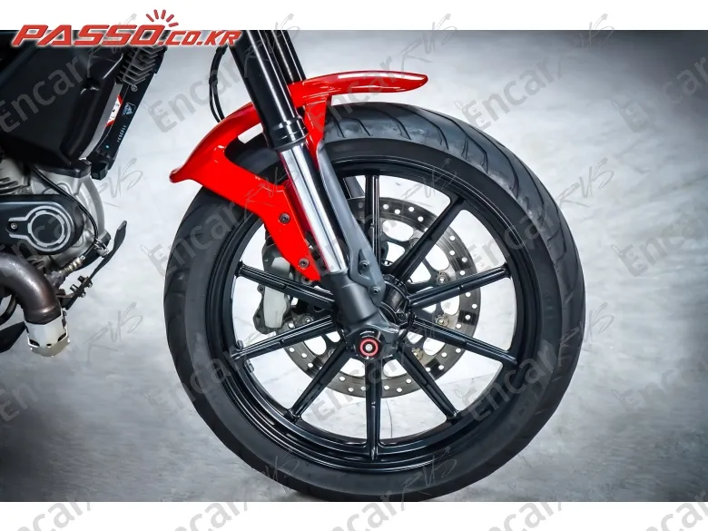 Ducati Scrambler Icon - фото 5