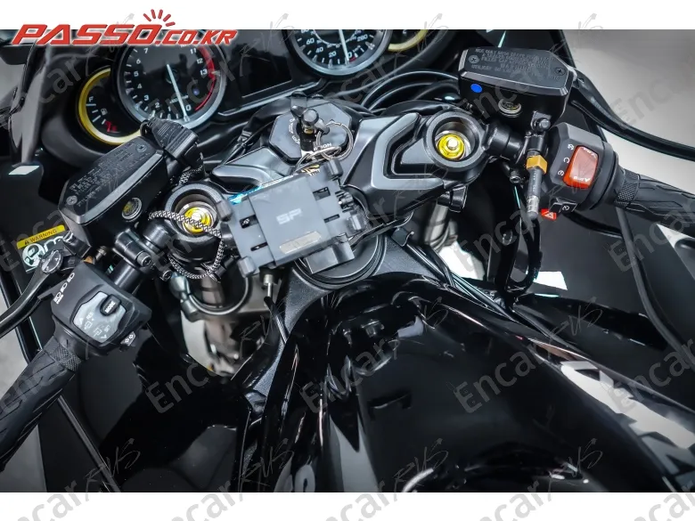 Suzuki Gsx R 1300 Hayabusa - фото 3