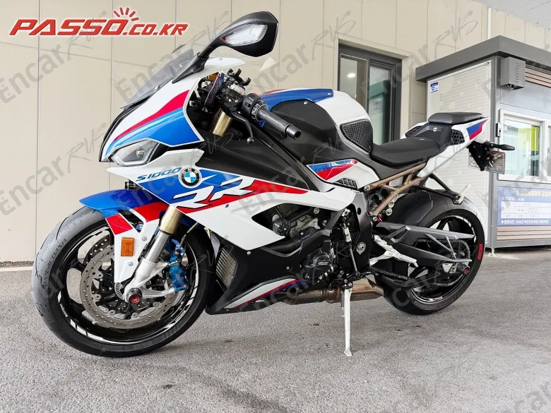 BMW S 1000 RR - фото 1