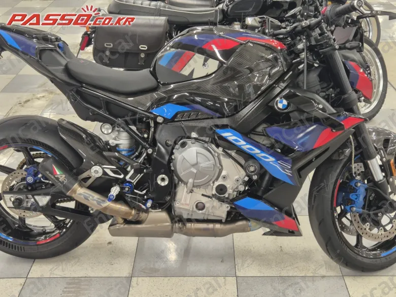Bmw M 1000 R - фото 0