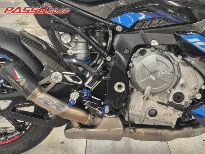 Bmw M 1000 R - фото 4