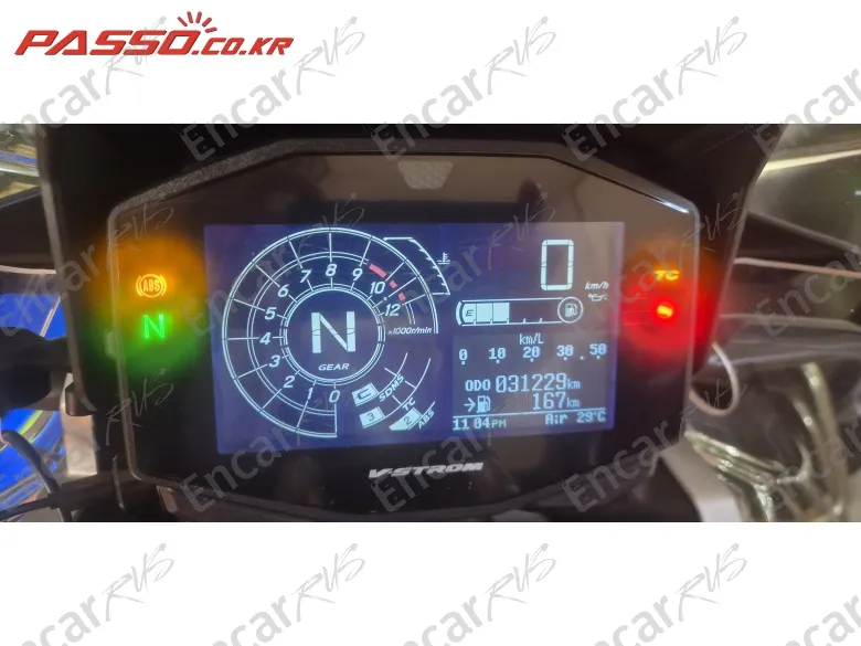 Suzuki V Strom 1050 Xt - фото 3
