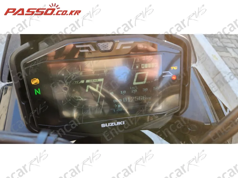 SUZUKI KATANA GSX S 1000 - фото 4