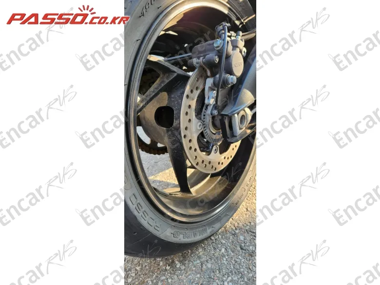 SUZUKI KATANA GSX S 1000 - фото 5