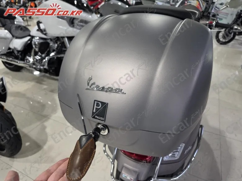 Vespa Gts 300 Super Tech - фото 2