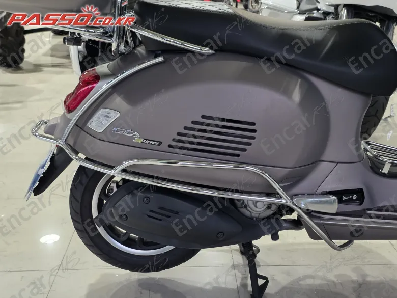 Vespa Gts 300 Super Tech - фото 6