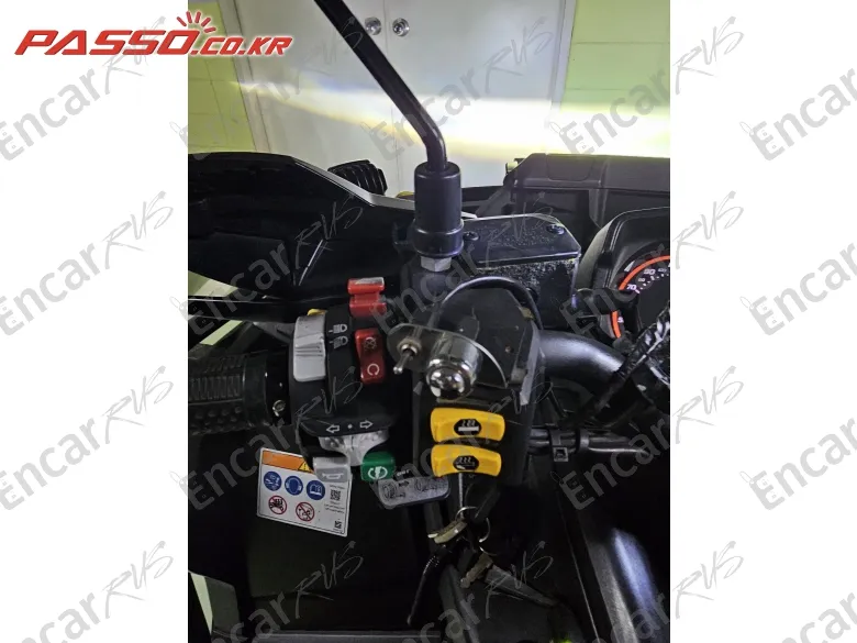 BRP CAN-AM OUTLANDER 1000 XT - фото 3