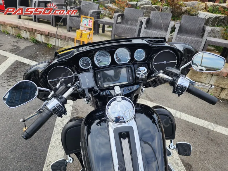 Harley-Davidson Ultra Limited - фото 3